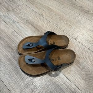 Birkenstock Gizeh size 36